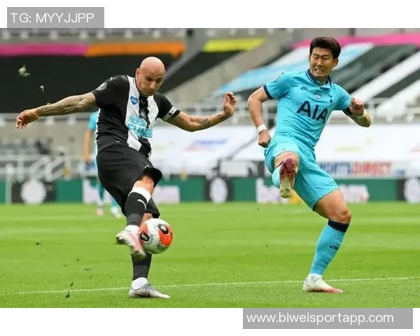 孙兴慜精彩破门博安加助攻助力球队上演绝妙配合 孙兴慜精彩破门博安加助攻助力球队上演绝妙配合