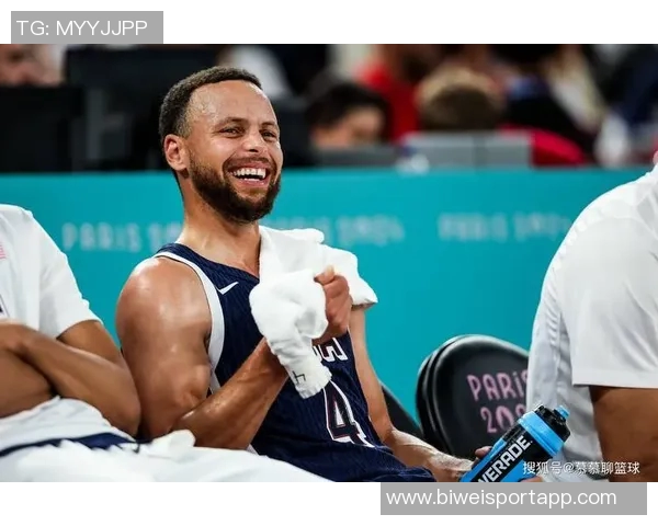 岁月如歌白发渐显詹姆斯与库里媒体日采访照引发球迷感慨