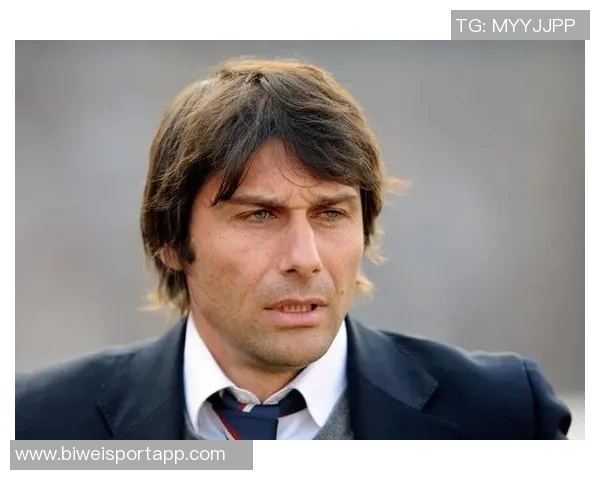 国米球探现场考察小罗比尼奥将与其经纪人进行深入洽谈 国米球探现场考察小罗比尼奥将与其经纪人进行深入洽谈