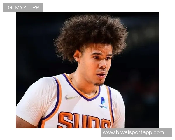 卡梅隆约翰逊上半场状态低迷仅得5分球队需寻找更好进攻节奏